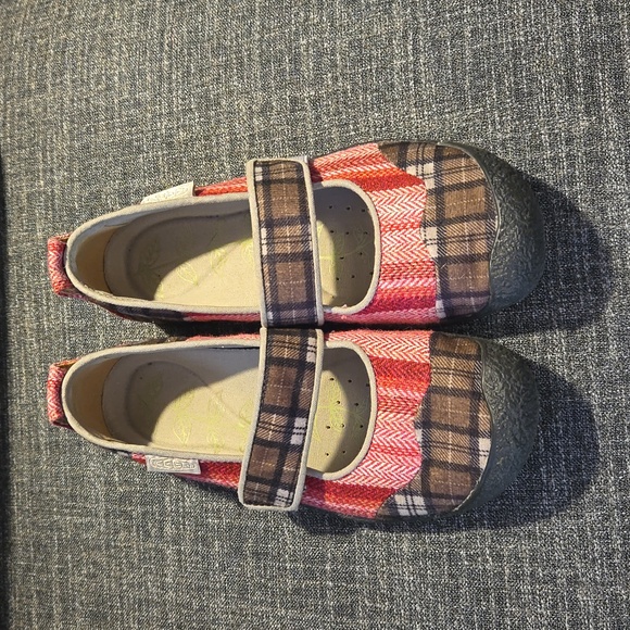 Keen Shoes - Keen plaid Mary Janes